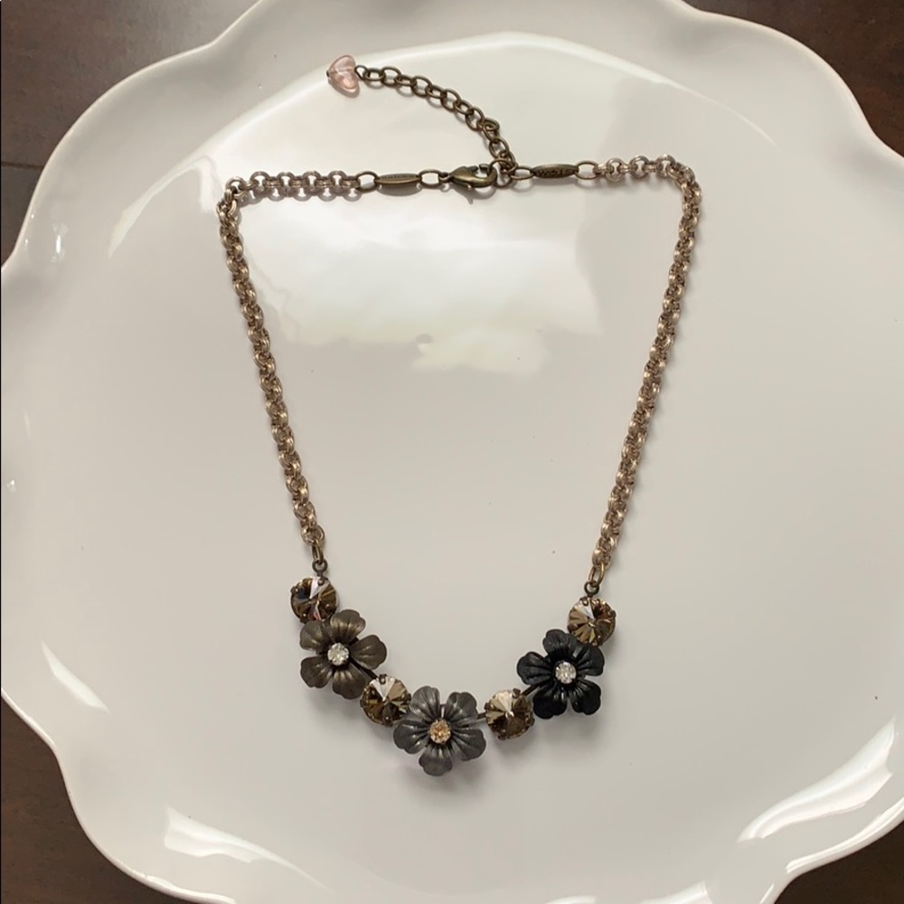 Sabika Brocade Flower Necklace